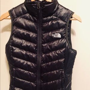 North Face Women’s Slim Fit Down Vest